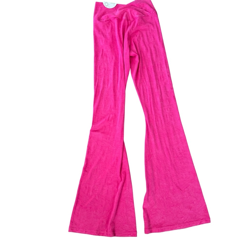 Offline by Aerie Pink Real Me Double Crossover Hi-Rise Flare Leggings Sz M NWT